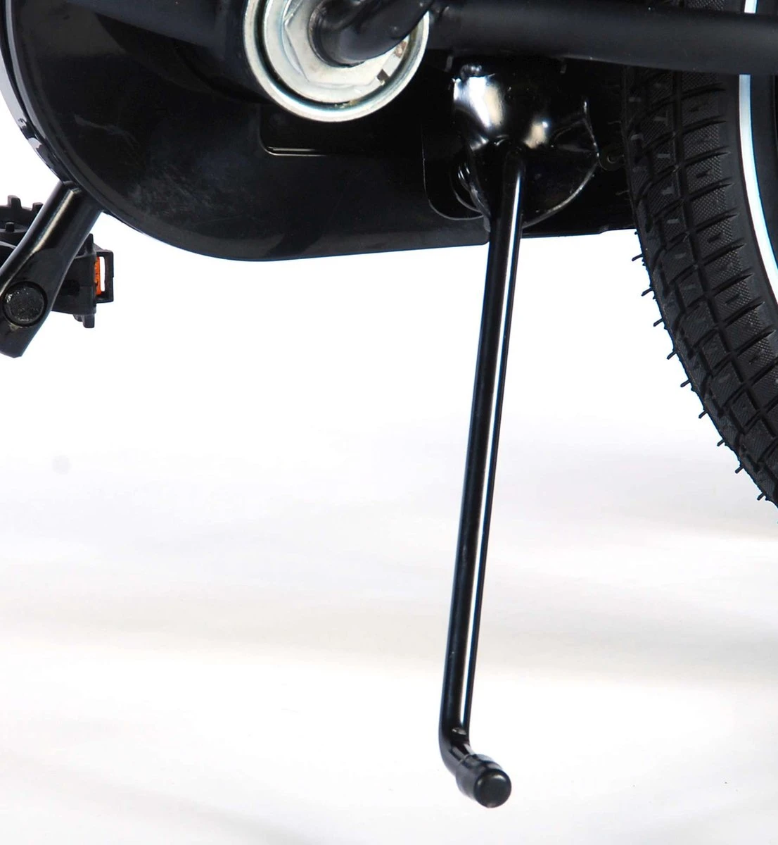 Volare Black Cruiser Kinderfiets - Jongens - 16 Inch - Zwart - 2 Handremmen 6 Volare Black Cruiser Kinderfiets - Jongens - 16 Inch - Zwart - 2 Handremmen - Afbeelding 6