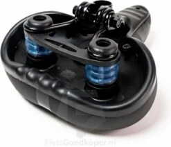 Voltano Pro Gel Fietszadel – Met Uitsparing – Zwart – Unisex - Inclusief Zadelstrop - Ergonomisch Gevormd - Elastomeer Vering -Fietsuitrustings Winkel 1200x1029 3