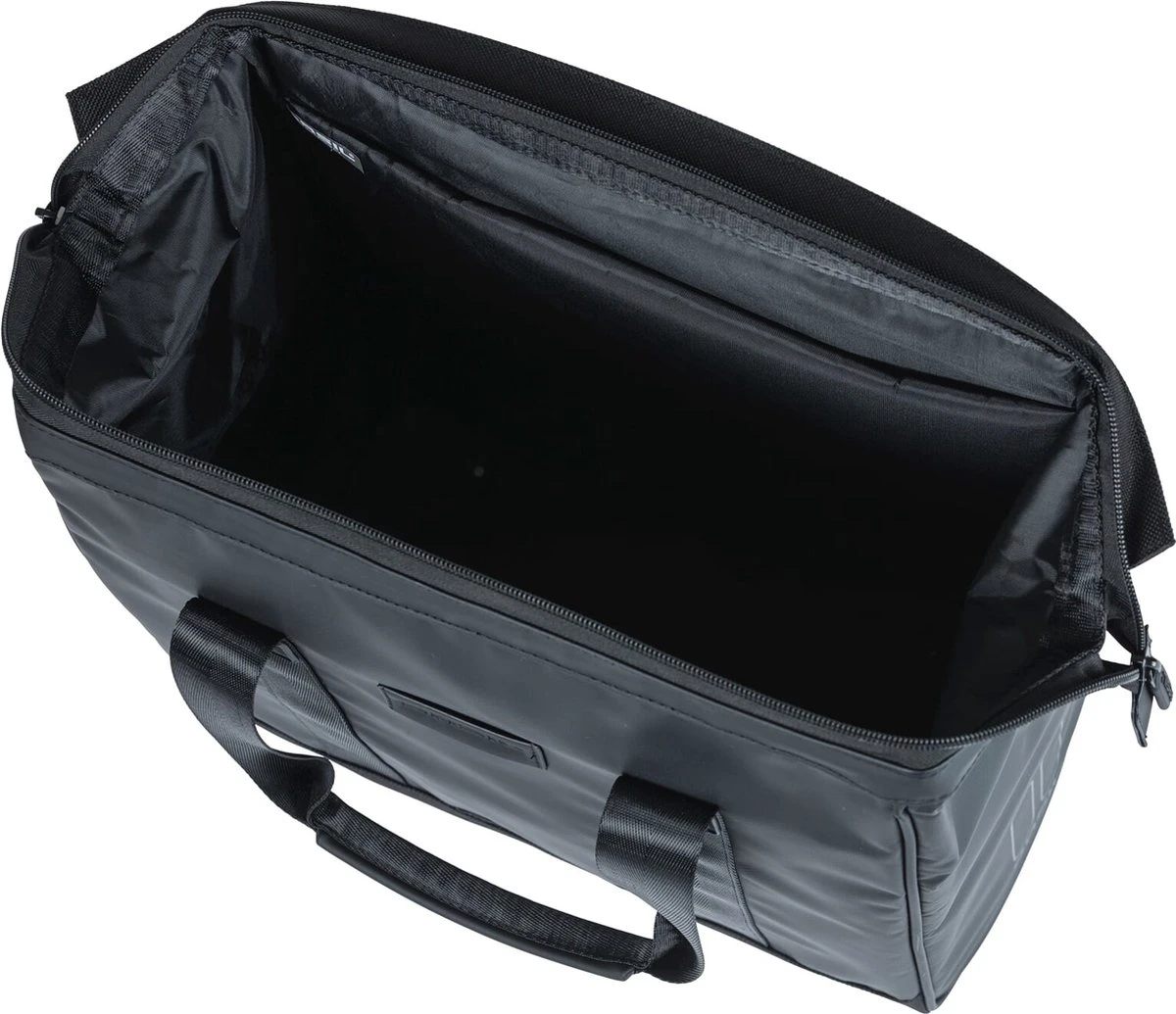 Basil Grand Tarpaulin Fietsshopper - Enkele Fietstas - 23 Liter - Zwart 3 Basil Grand Tarpaulin Fietsshopper - Enkele Fietstas - 23 Liter - Zwart - Afbeelding 3