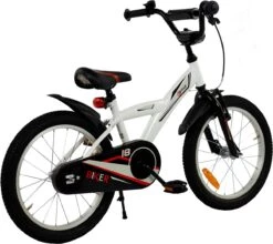 2Cycle Biker Kinderfiets - 18 Inch - Wit - Jongensfiets 9 2Cycle Biker Kinderfiets - 18 Inch - Wit - Jongensfiets -Fietsuitrustings Winkel 1200x1067 5