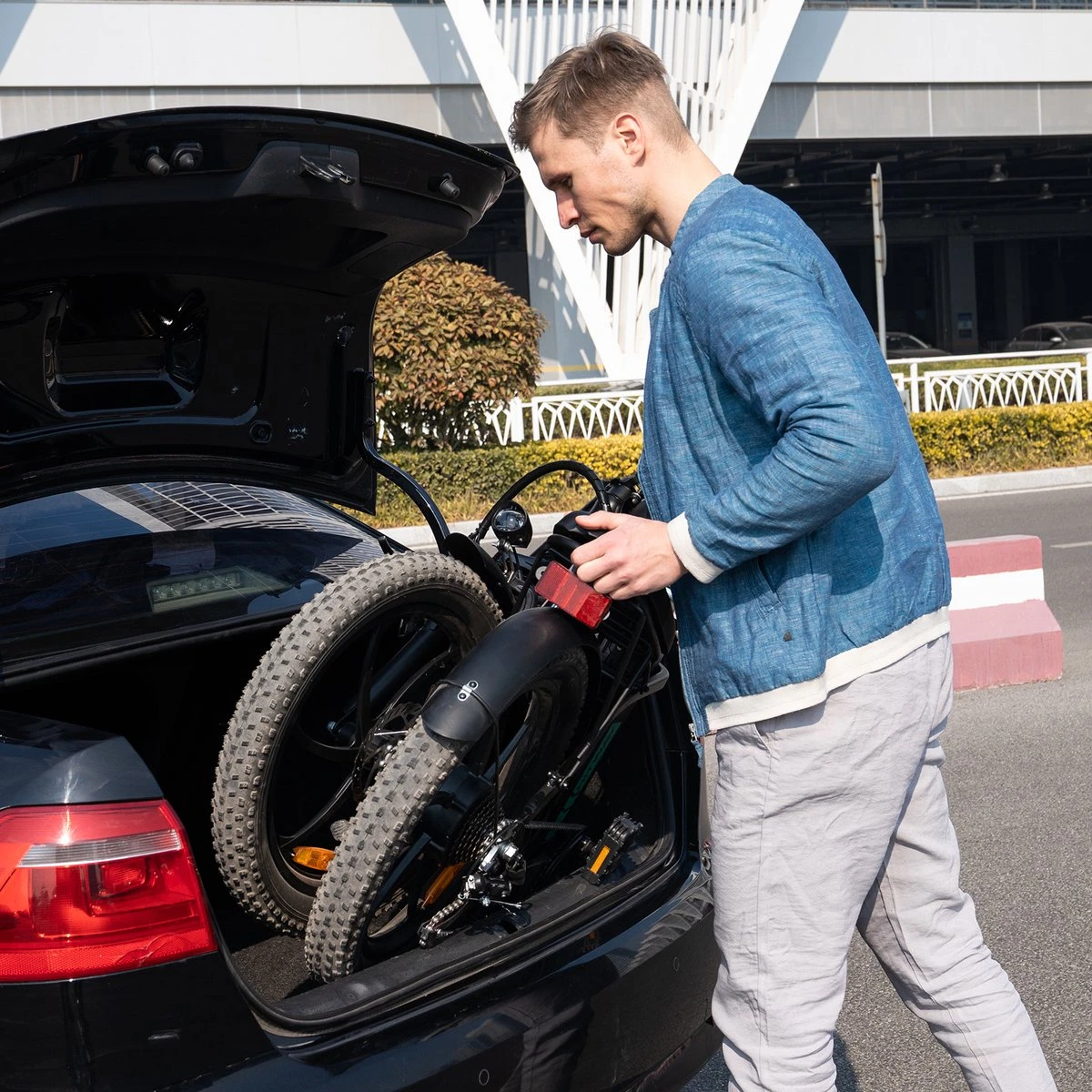 HITWAY Elektrische Fiets - E-Bike - 11,2Ah - 250 W - 20 Inch Fatbike 4 HITWAY Elektrische Fiets - E-Bike - 11,2Ah - 250 W - 20 Inch Fatbike - Afbeelding 4