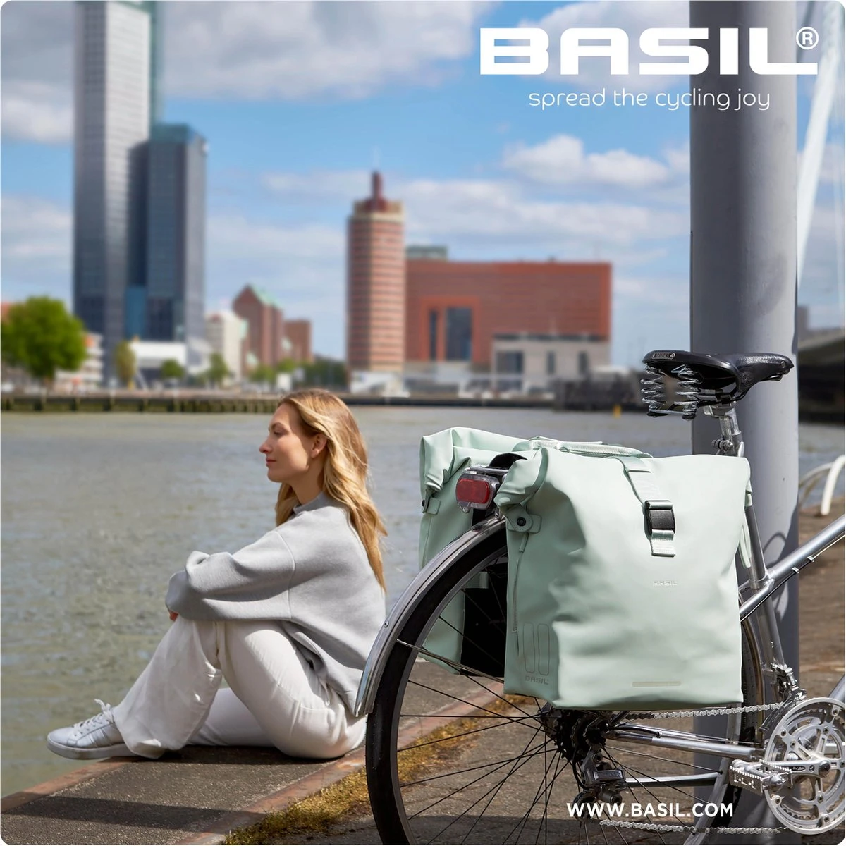Basil SoHo Dubbele Fietstas Nordlicht - Pastelgroen - 41 Liter 12 Basil SoHo Dubbele Fietstas Nordlicht - Pastelgroen - 41 Liter - Afbeelding 12