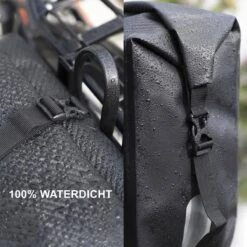 Dutch Mountains Dubbele Fietstas 46 Ltr | 100% Waterdichte Fietstas | Rolltop Sluiting | Reflectoren | Zwart 15 Dutch Mountains Dubbele Fietstas 46 Ltr | 100% Waterdichte Fietstas | Rolltop Sluiting | Reflectoren | Zwart -Fietsuitrustings Winkel 1200x1200 672