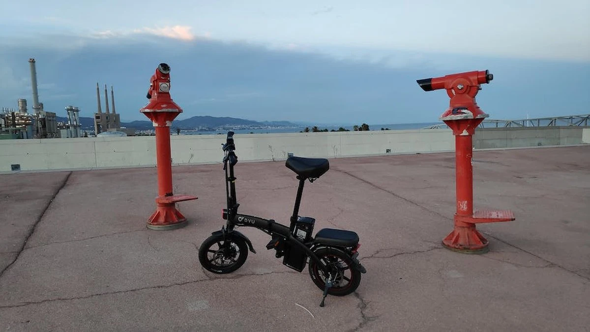 F-Wheel DYU A5 - Elektrische Vouwfiets - E Bike - 14 Inch - 7.5 Ah - 25km/u - Zwart 2 F-Wheel DYU A5 - Elektrische Vouwfiets - E Bike - 14 Inch - 7.5 Ah - 25km/u - Zwart - Afbeelding 2