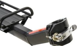 Merkloos Universele Fiets Bagagedrager - Voor Achterop Zadelpen Mountainbike/MTB/Racefiets - Achter Bagage Drager Rek - Met Quick Release Fietsframe Bevestiging - Bagagerek - Lichtgewicht Aluminium - Zwart 14 Merkloos Universele Fiets Bagagedrager - Voor Achterop Zadelpen Mountainbike/MTB/Racefiets - Achter Bagage Drager Rek - Met Quick Release Fietsframe Bevestiging - Bagagerek - Lichtgewicht Aluminium - Zwart -Fietsuitrustings Winkel 1200x721