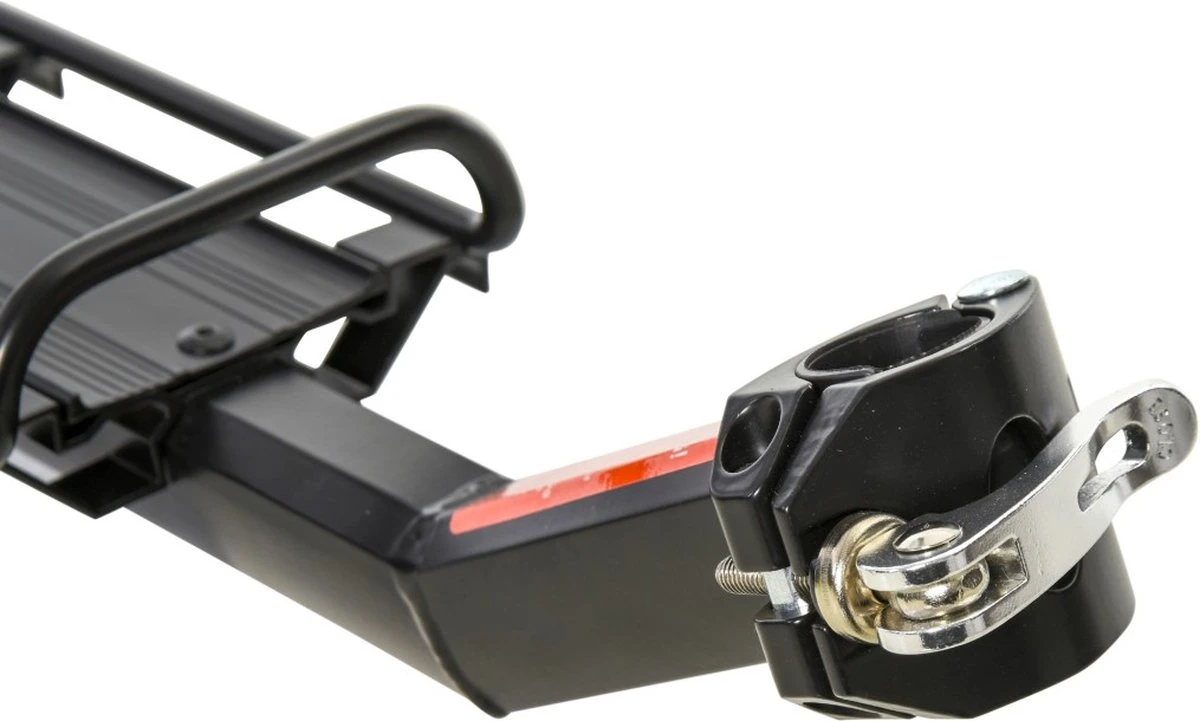 Merkloos Universele Fiets Bagagedrager - Voor Achterop Zadelpen Mountainbike/MTB/Racefiets - Achter Bagage Drager Rek - Met Quick Release Fietsframe Bevestiging - Bagagerek - Lichtgewicht Aluminium - Zwart 7 Merkloos Universele Fiets Bagagedrager - Voor Achterop Zadelpen Mountainbike/MTB/Racefiets - Achter Bagage Drager Rek - Met Quick Release Fietsframe Bevestiging - Bagagerek - Lichtgewicht Aluminium - Zwart - Afbeelding 7