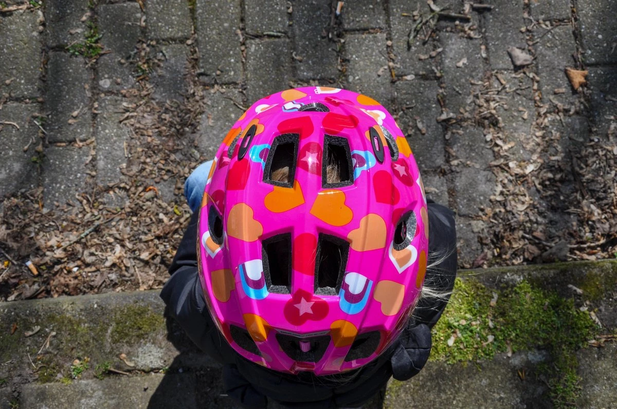 BBB Cycling Boogy Fietshelm - Kind - Maat M - Heart - BHE-37 2 BBB Cycling Boogy Fietshelm - Kind - Maat M - Heart - BHE-37 - Afbeelding 2