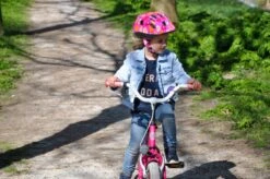 BBB Cycling Boogy Fietshelm - Kind - Maat M - Heart - BHE-37 15 BBB Cycling Boogy Fietshelm - Kind - Maat M - Heart - BHE-37 -Fietsuitrustings Winkel 1200x796 14