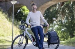 New Looxs Nevada 17" Laptop Fietsrugzak - 17 Inch Laptopvak - 17 Liter - Zwart 14 New Looxs Nevada 17" Laptop Fietsrugzak - 17 Inch Laptopvak - 17 Liter - Zwart -Fietsuitrustings Winkel 1200x799 18