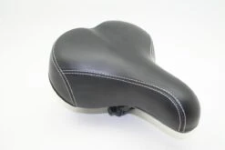 Benson Comfort Fietszadel Zwart 10 Benson Comfort Fietszadel Zwart -Fietsuitrustings Winkel 1200x800 21