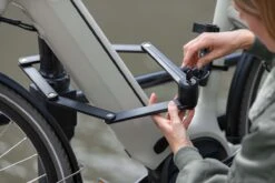 AXA Fold Pro 100 Vouwslot - Fietsslot - Voor Elk Type Fiets - Met Houder - 100 Cm - Zwart 24 AXA Fold Pro 100 Vouwslot - Fietsslot - Voor Elk Type Fiets - Met Houder - 100 Cm - Zwart -Fietsuitrustings Winkel 1200x800 49