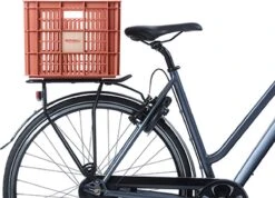 Basil Fietskrat L - Groot - 40 Liter - Rood 18 Basil Fietskrat L - Groot - 40 Liter - Rood -Fietsuitrustings Winkel 1200x866 2