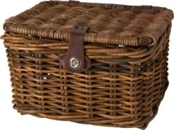 Fastrider Sera Rotan Fietsmand - Bruin - 17L - Handgemaakt - Met Klep 19 Fastrider Sera Rotan Fietsmand - Bruin - 17L - Handgemaakt - Met Klep -Fietsuitrustings Winkel 1200x893 1