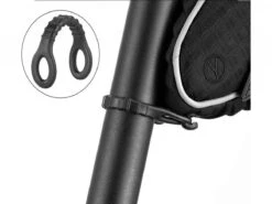 Rockbros Waterdichte Zadeltas - Frametas - 1,5 Liter - Universeel - Zwart 23 Rockbros Waterdichte Zadeltas - Frametas - 1,5 Liter - Universeel - Zwart -Fietsuitrustings Winkel 1200x900 25