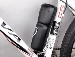 Giyo - Fiets Reparatieset - Bidon - Fietsaccessoires Bandenplakset Met Fietspomp En Multitool In Luxe Opberghoes - Fiets Gereedschap - Reparatie -Fietsuitrustings Winkel 1200x914 3