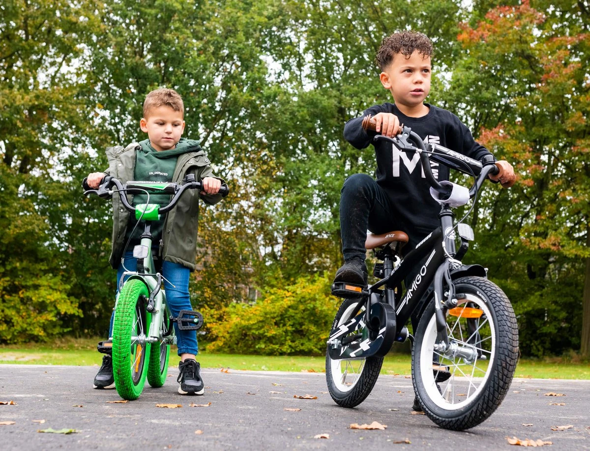 Amigo BMX Fun Jongensfiets - Kinderfiets 14 Inch - Matzwart 6 Amigo BMX Fun Jongensfiets - Kinderfiets 14 Inch - Matzwart - Afbeelding 6