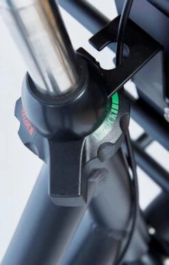 Cortina U4 - Stadsfiets - D50 - Jet Black Matt - R3 19 Cortina U4 - Stadsfiets - D50 - Jet Black Matt - R3 -Fietsuitrustings Winkel 766x1200 1