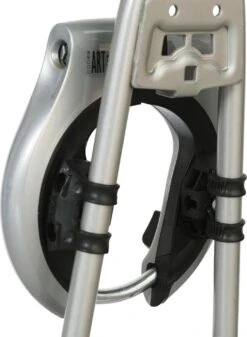 Axa Solid Ringslot Zwart + Axa Flex Mount Bevestiging Zwart 8 Axa Solid Ringslot Zwart + Axa Flex Mount Bevestiging Zwart -Fietsuitrustings Winkel 880x1200 1