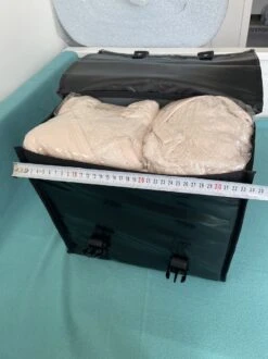 BayNL- Waterdicht - Dubbele - Bisonyl - Fietstas- Reflectoren - Zwart – 34cmX16.2cmX32cm=35 Liter 27 BayNL- Waterdicht - Dubbele - Bisonyl - Fietstas- Reflectoren - Zwart – 34cmX16.2cmX32cm=35 Liter -Fietsuitrustings Winkel 899x1200 10