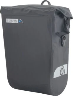 De HikeMeister® Prophete Roll Top E Bike Luxe Waterdichte Enkele 19 Liter Fietstas – Zwart – Met Reflectie Veiligheid – 100% Waterdicht Met Schouderriem -Fietsuitrustings Winkel 910x1200 1