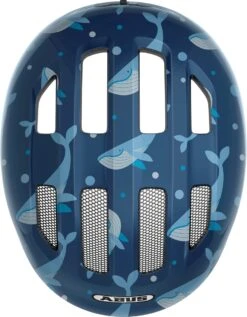 Abus Kinderhelm Smiley 3.0 S Blue Whale 6 Abus Kinderhelm Smiley 3.0 S Blue Whale -Fietsuitrustings Winkel 936x1200 4